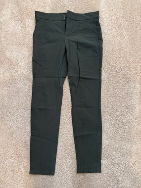 Athleta Wander Stash Skinny Pant.